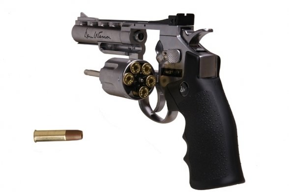 Šratasvydžio revolveris Dan Wesson 4" 3